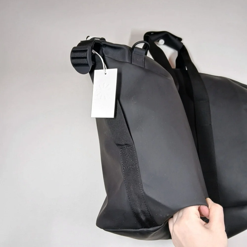 NWT RAINS Duffel Bag Black Waterproof Coated Weekender Travel Gym Modern